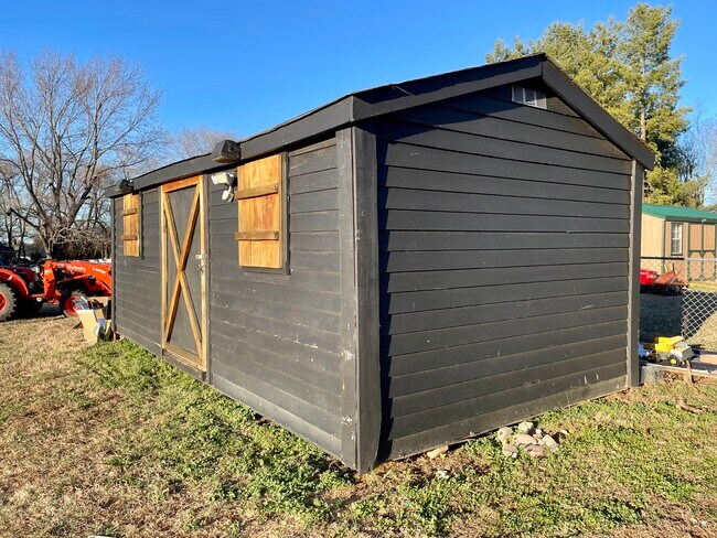 Building Photo - 3935 Elkton Trail