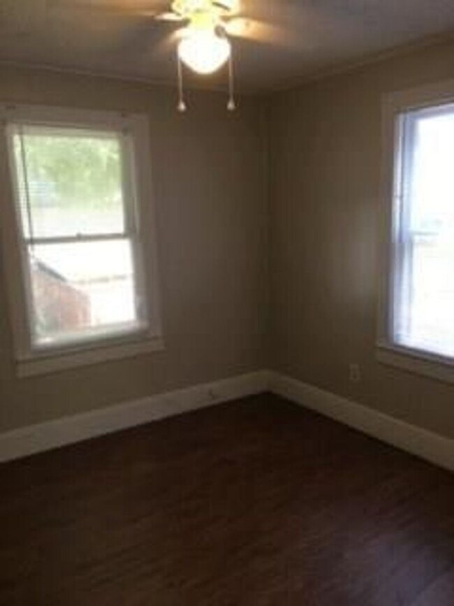 Building Photo - 4305 Avenue A