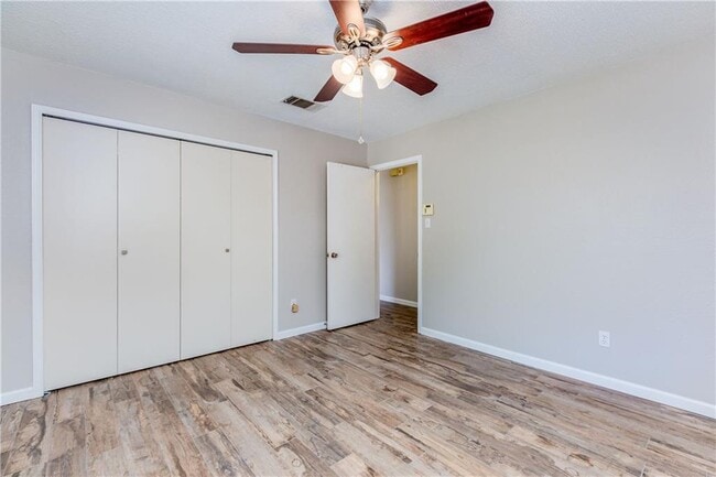 Building Photo - 2322 Klattenhoff Dr