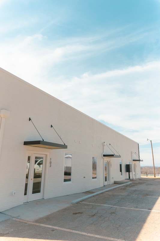 Building Photo - 5900 Fort Ave