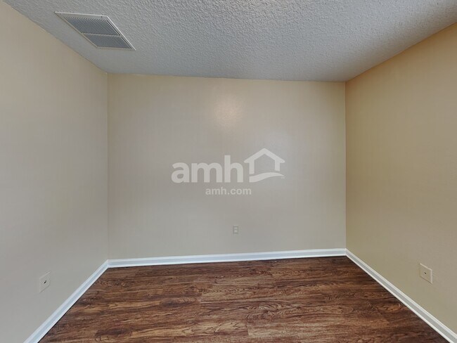 Building Photo - 6398 Rising Sun Dr