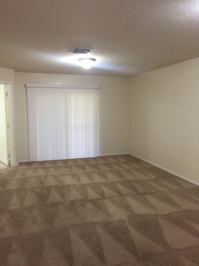 Building Photo - 7772SBD(100)