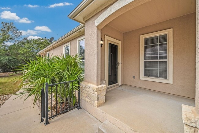 Building Photo - 533 Mill Pond Path