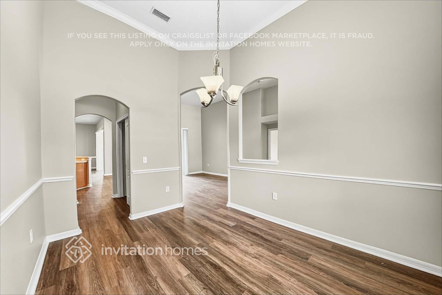 Building Photo - 2620 Abbey Grove Dr