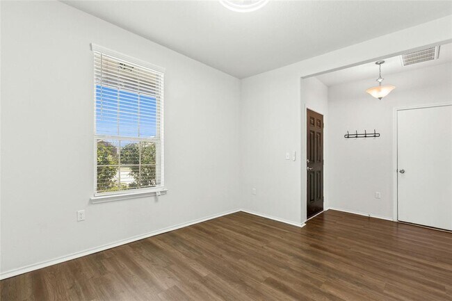 Building Photo - 11816 Monterosso Dr