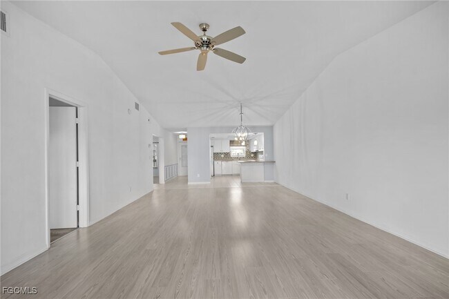 Building Photo - 15350 Moonraker Ct