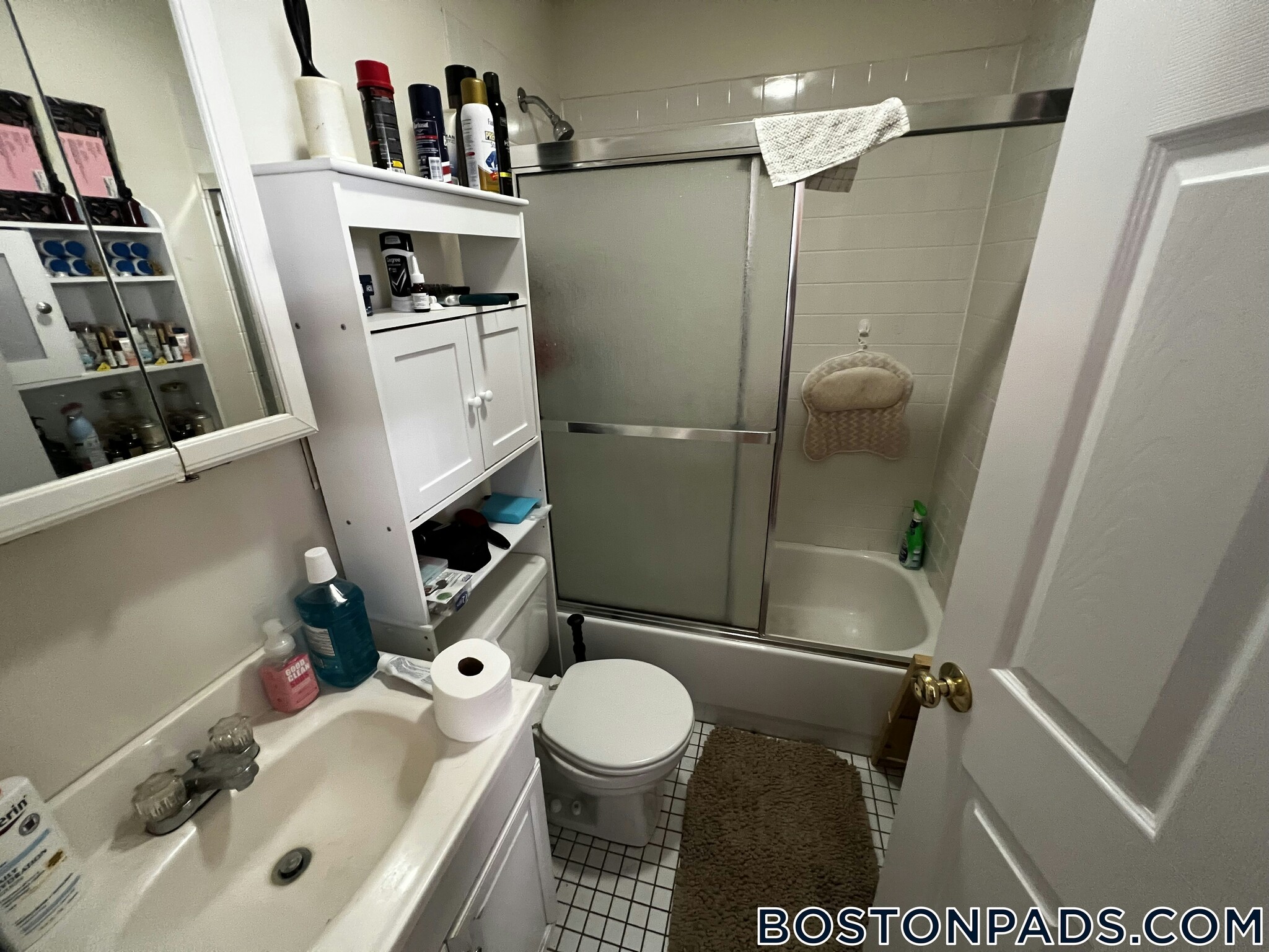 Building Photo - 81 Essex St