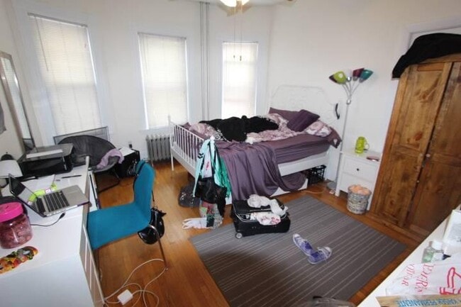 Building Photo - 3.0 bedroom in Cambridge Massachusetts 02139
