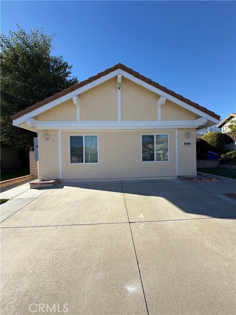 Building Photo - 7476 Brookside Rd