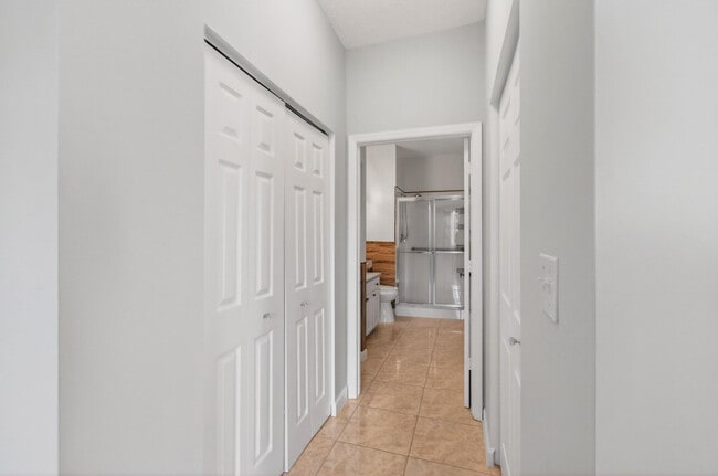 Building Photo - 3162 Via Poinciana