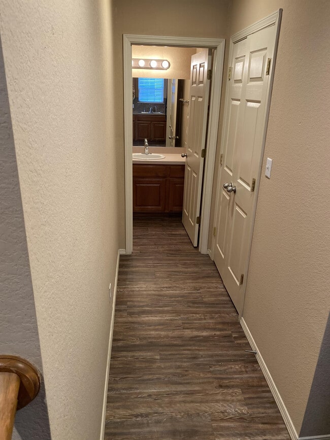 Building Photo - 2808 Fairway Hamlet Ct