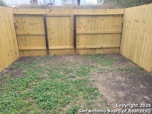 Building Photo - 10830 Mathom Landing