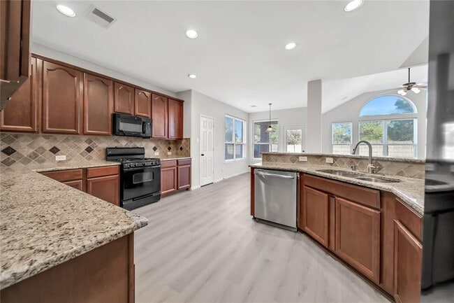 Building Photo - 26618 Blanchard Grove Dr