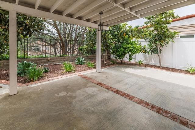 Building Photo - 1115 Ballata Ct