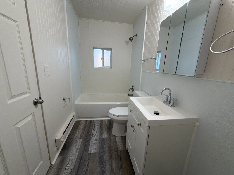 Building Photo - 18933 Main St