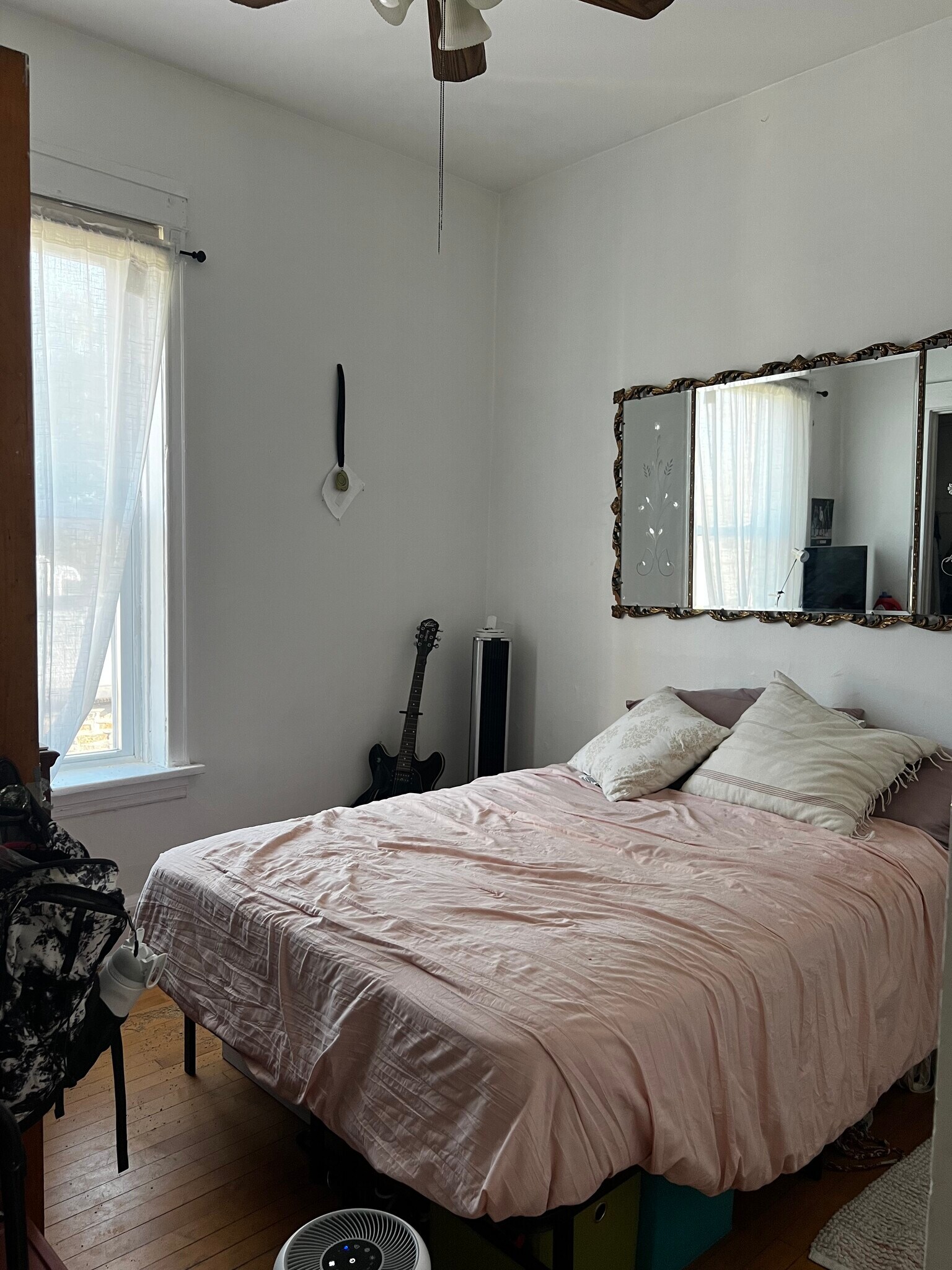 bedroom - 3704 N Magnolia Ave