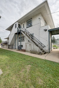 Building Photo - 217 S 3rd St