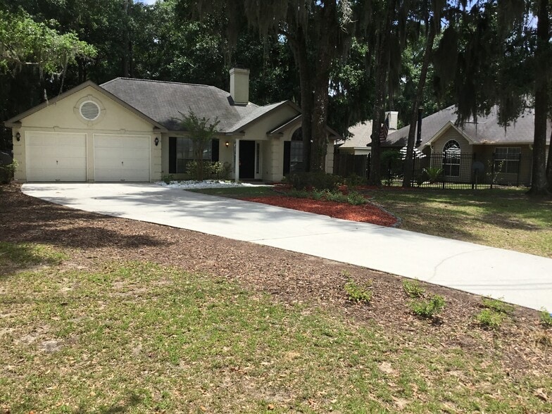 Primary Photo - 311 Coffee Bluff Villa Rd