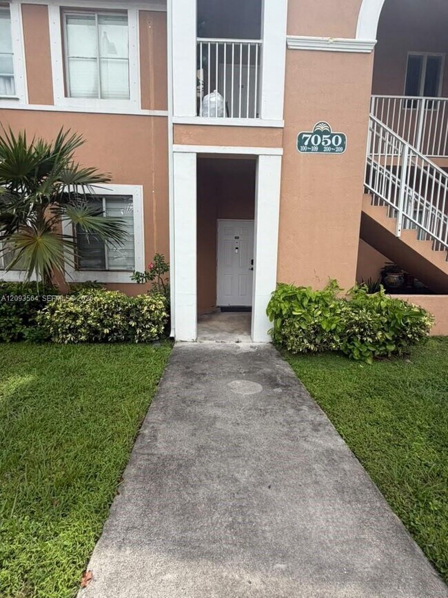 Building Photo - 7050 NW 177th St