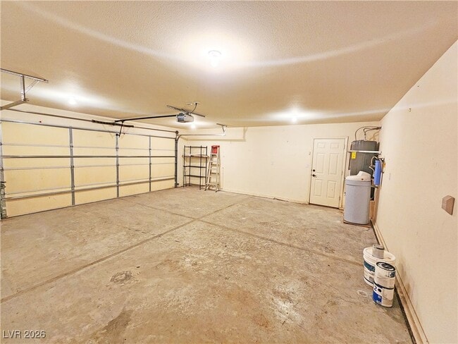 Building Photo - 3120 E Easy St