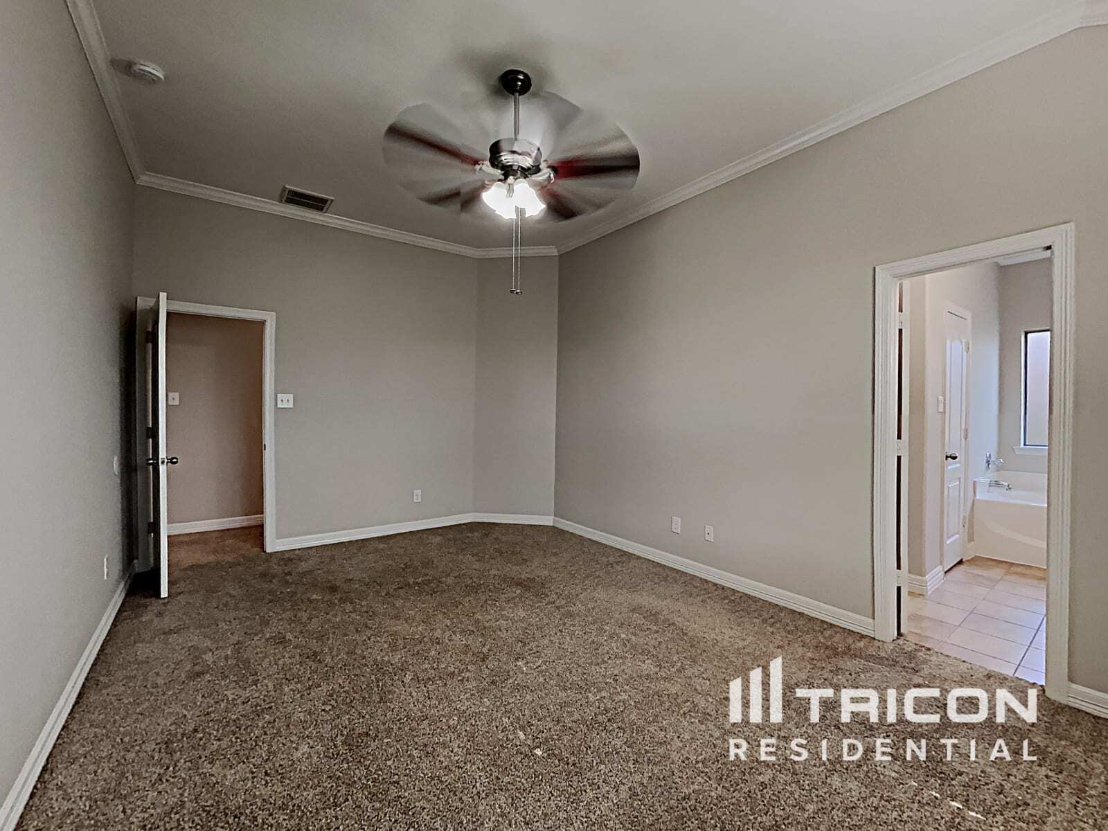 Building Photo - 7123 Durango Creek Dr