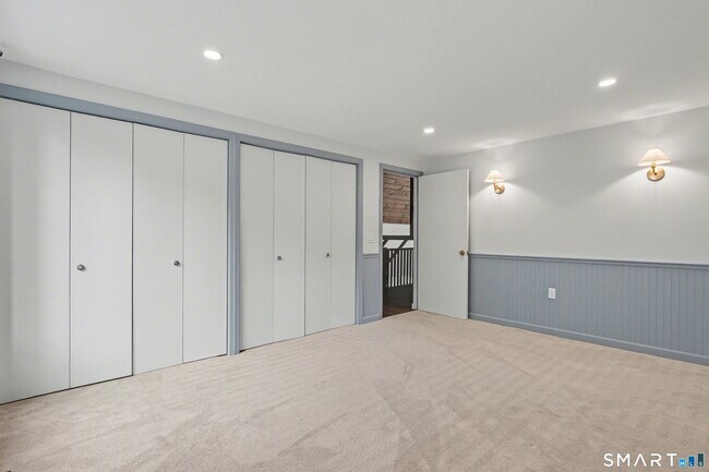 Building Photo - 42 Picketts Ridge Rd