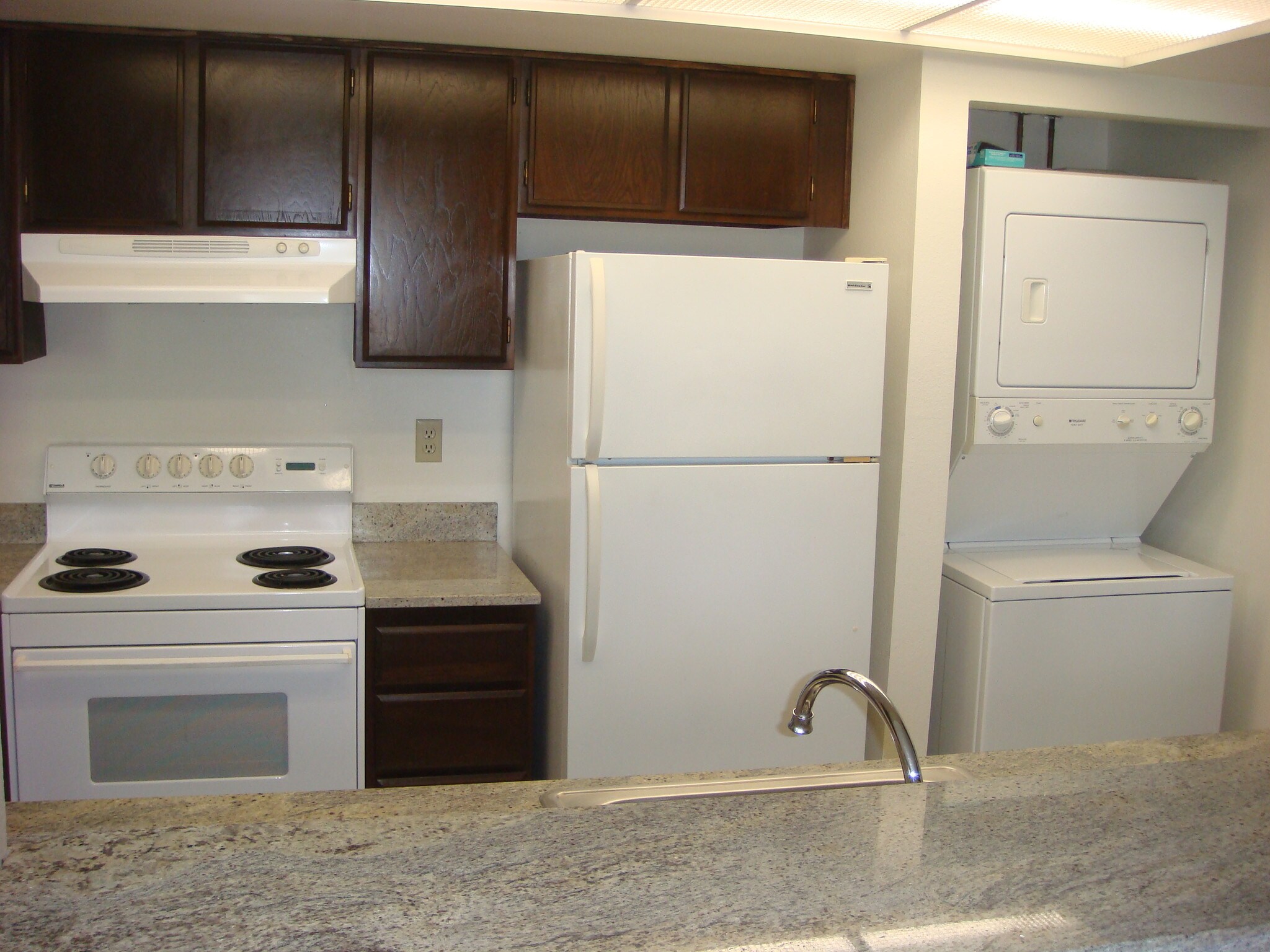 Kitchen - 3224 80th Ave SE
