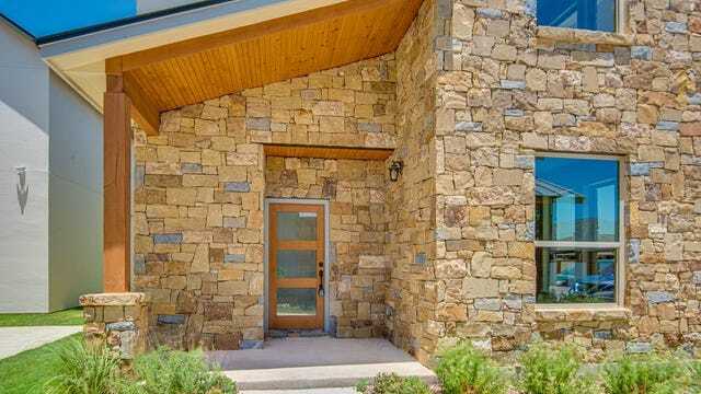 Building Photo - 1702 Gruene Vineyard Crossing