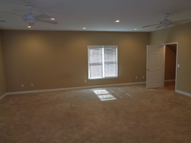 Building Photo - 928 Wonderland Pass