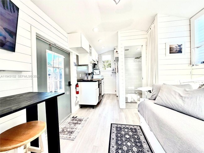 Building Photo - 3601 SW 32nd Blvd