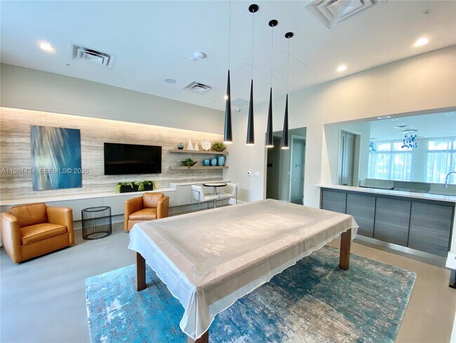 Building Photo - 4861 NW 83rd Path