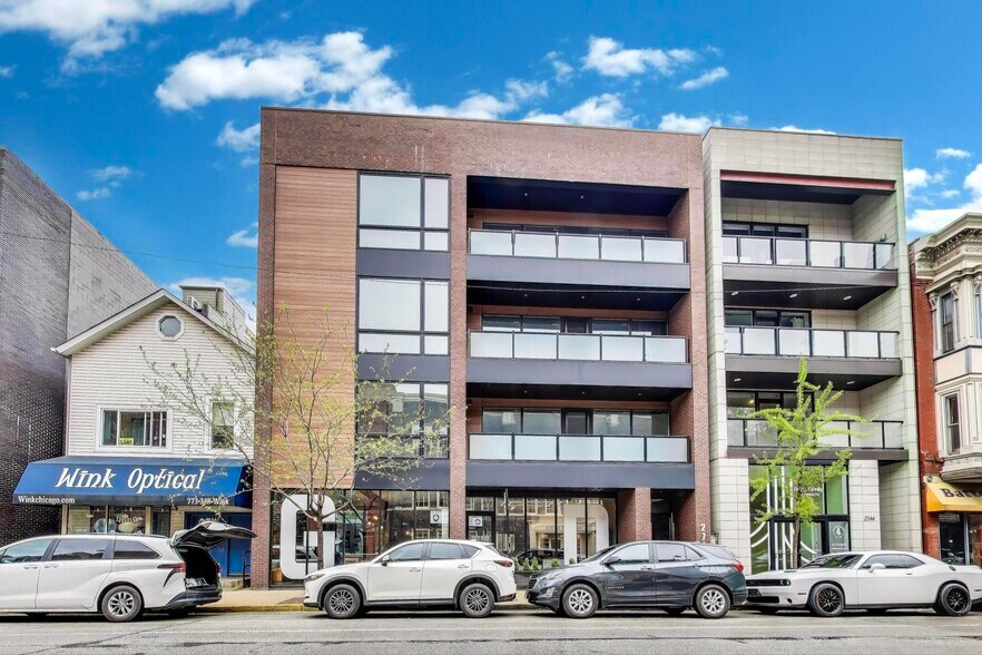 Building Photo - 2742 N Lincoln Ave
