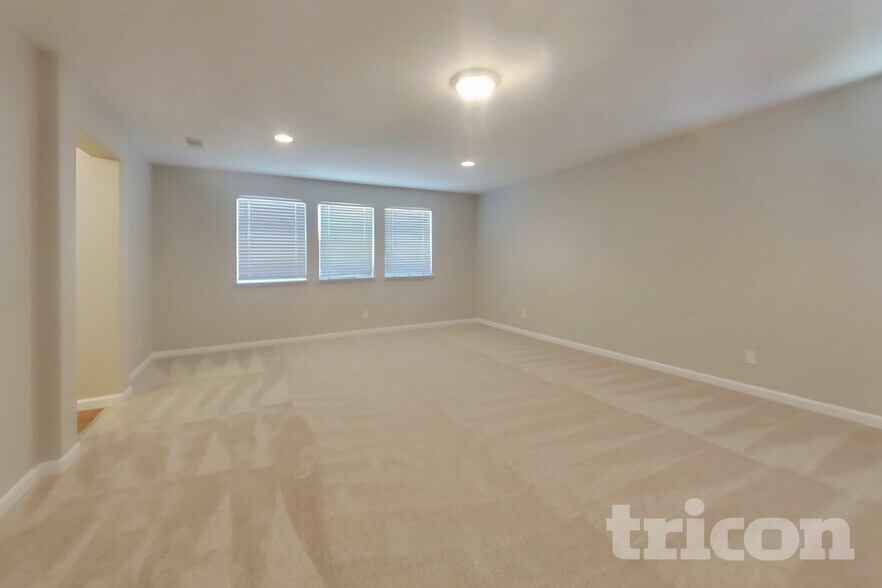 Building Photo - 4888 Snowy Egret Way