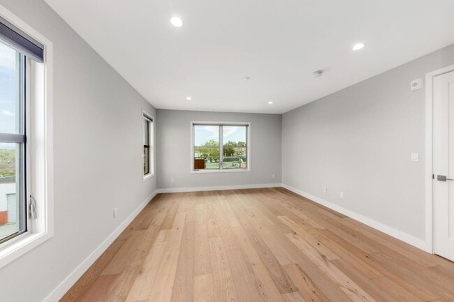 Building Photo - 30 Hermosa Ave