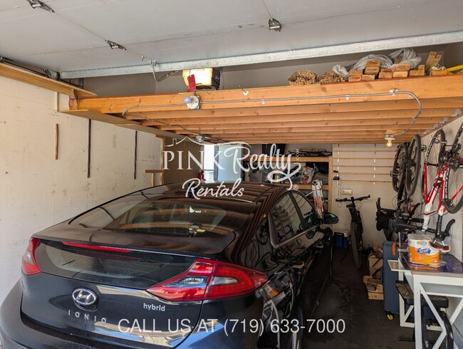 Building Photo - 1130 Fontmore Rd
