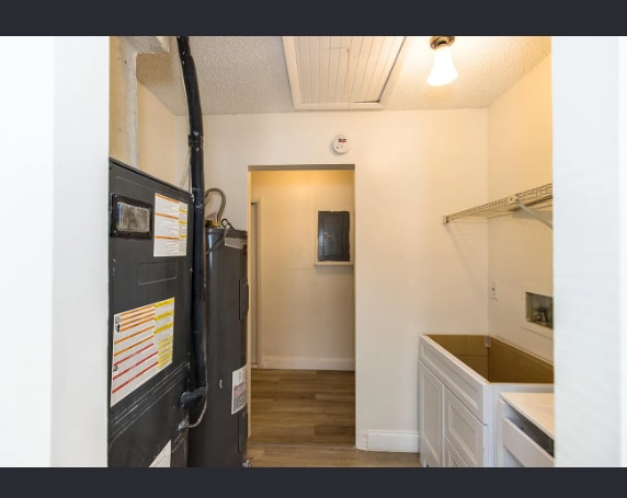 Building Photo - 2634 W 28th St