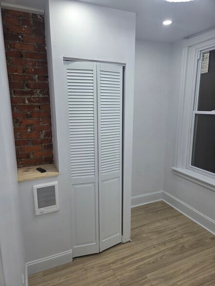 Building Photo - 3408 Goodman St