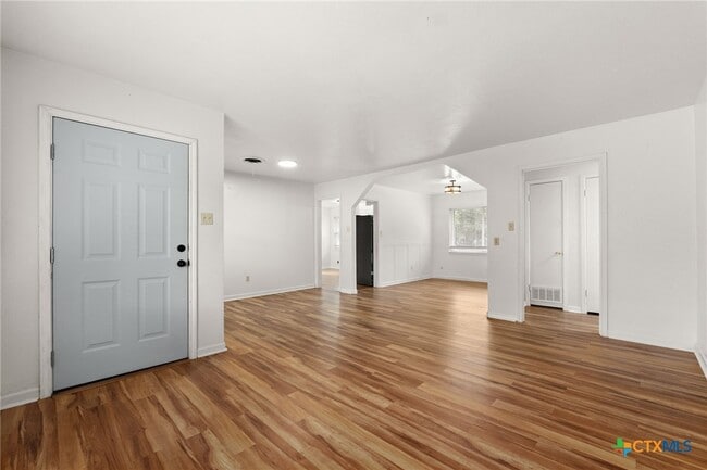 Building Photo - 1107 S 25th St