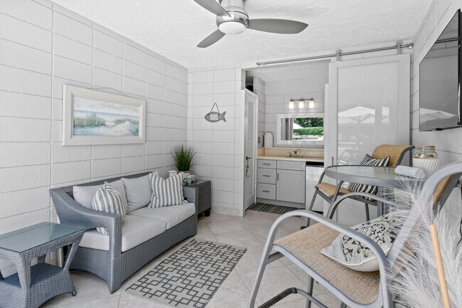 Building Photo - 2774 S Ocean Blvd