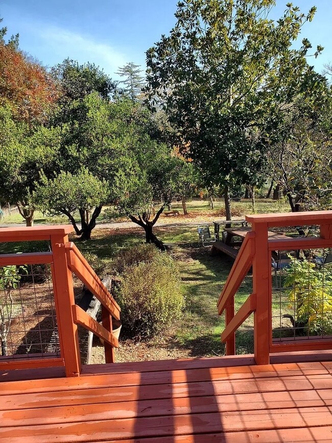 Building Photo - Welcome Home to Karas Lane. In the Country...