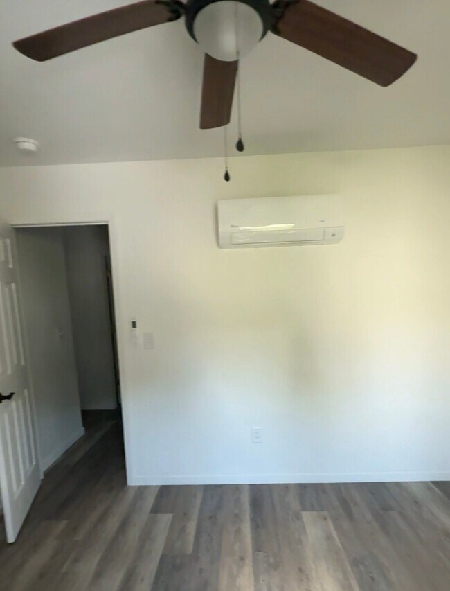 Building Photo - 659 Jena Beth Dr