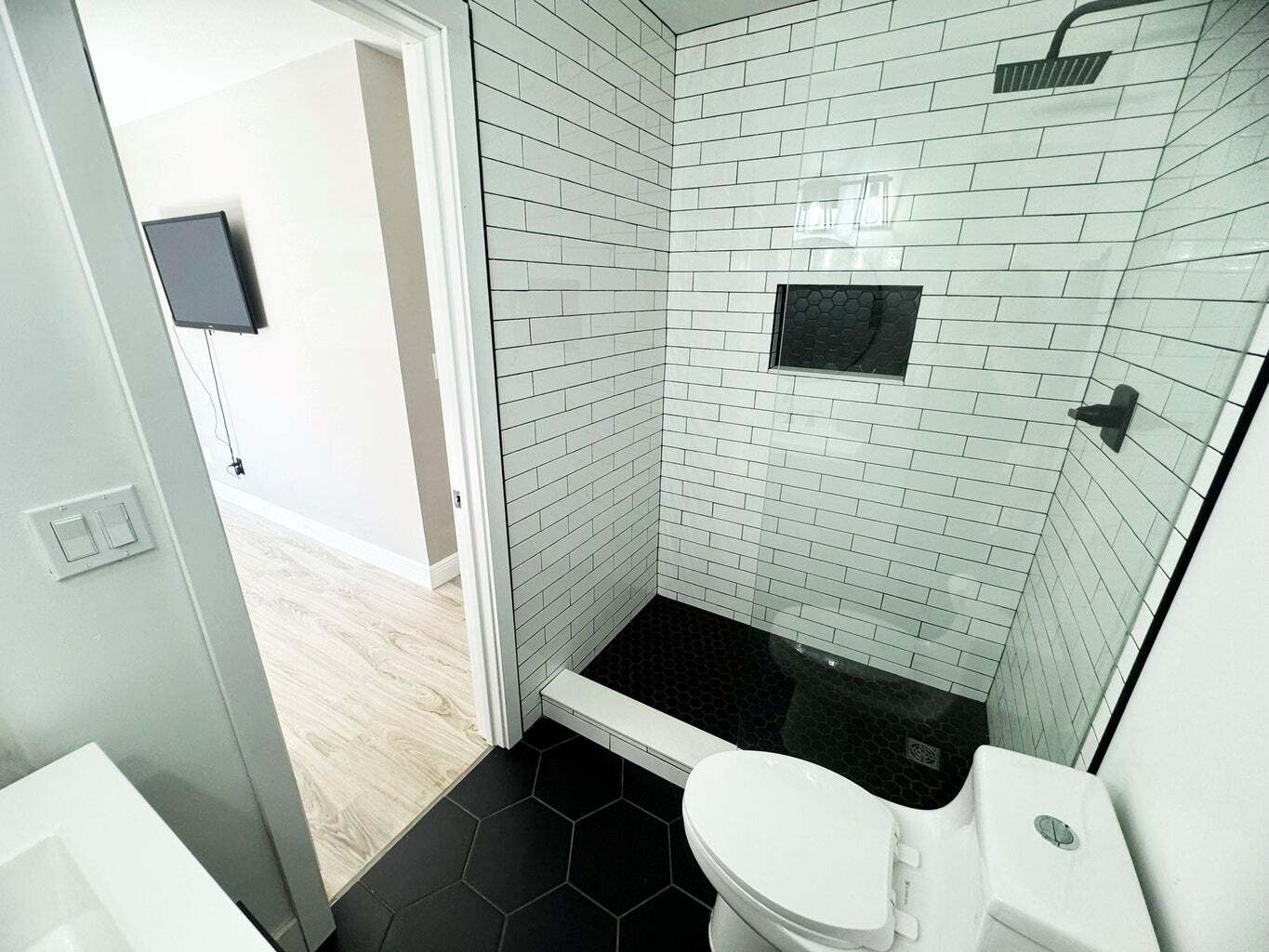 Building Photo - 321 Sandtree Dr