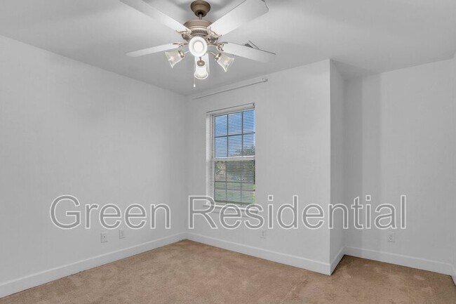 Building Photo - 919 E 36th St