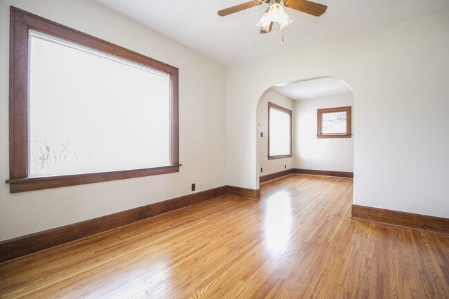 Building Photo - 306 E Northgate Pkwy