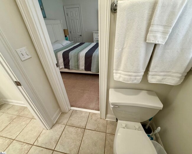 Building Photo - 19 Ruby Lake Ln