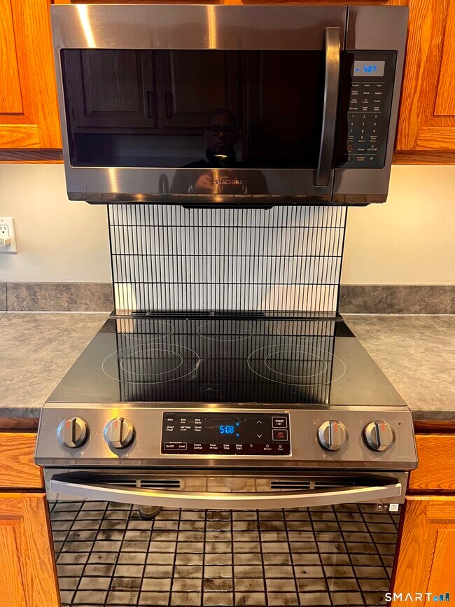 Building Photo - 34-36 Charter Oak Pl