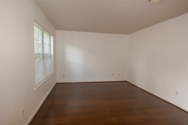 Building Photo - 3519 Benjamin Franklin Ln