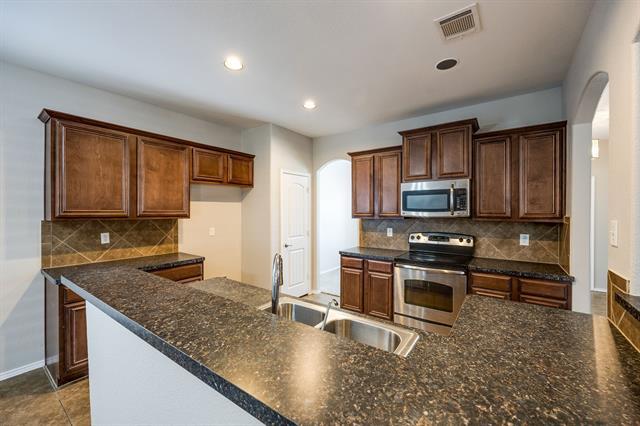 Building Photo - 2228 Canyon Point