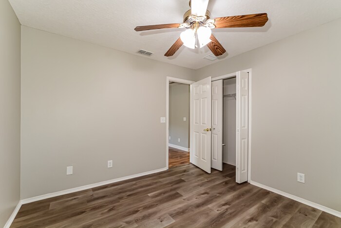 Building Photo - 1814 Americus Minor Dr