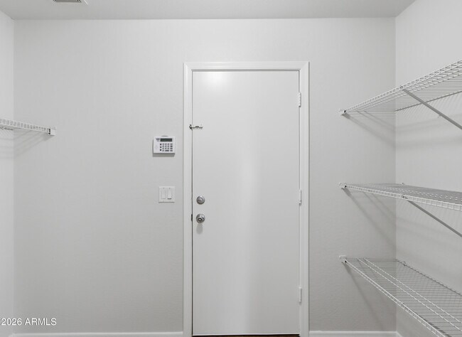 Building Photo - 12353 W Heatherbrae Dr